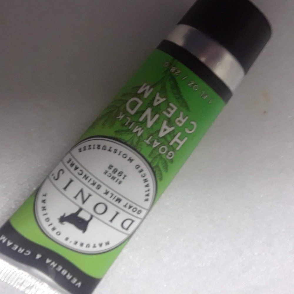 DIONIS Goat Milk SkinCream.